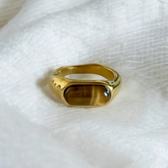 Leona Ring