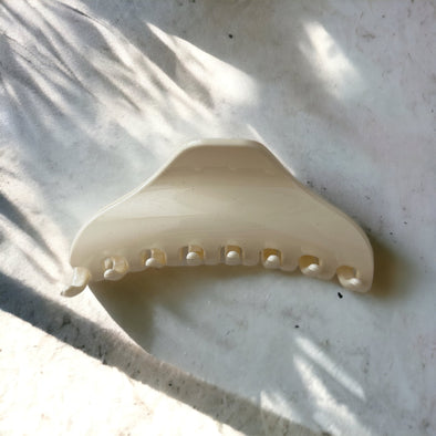 Simple Solid Hair Claw - Chiffon Cream